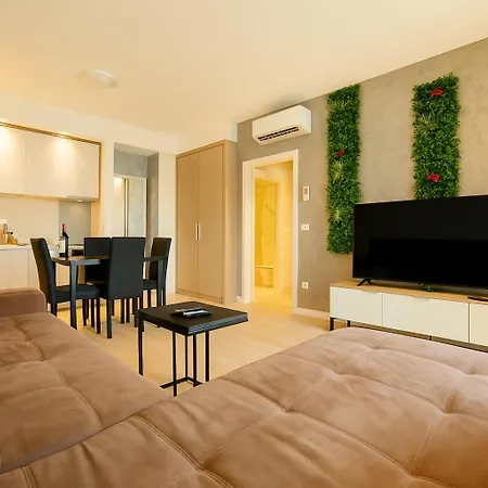 Queen's Park Aparthotel Belgrado