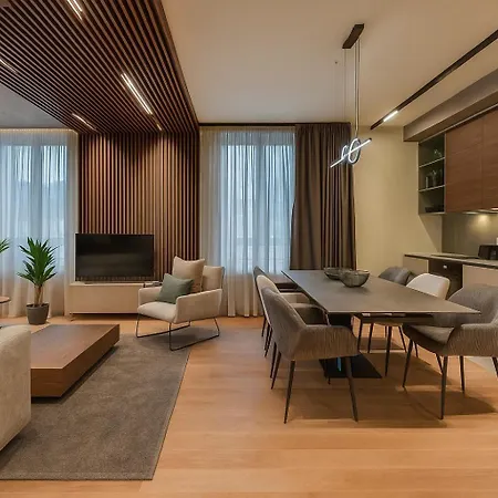 Queen's Park Aparthotel Bělehrad