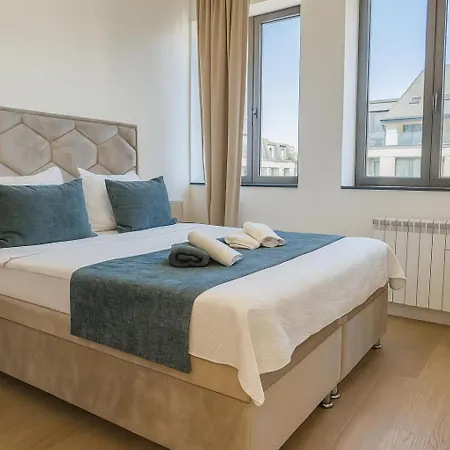 Queen's Park 4* Belgrado