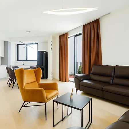 Queen's Park 아파트호텔