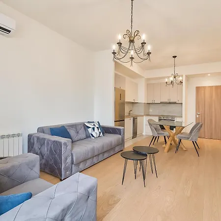 Queen's Park Aparthotel Belgrade