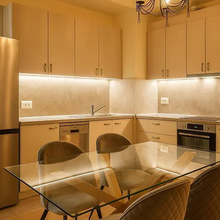 Queen's Park Aparthotel Belgrade