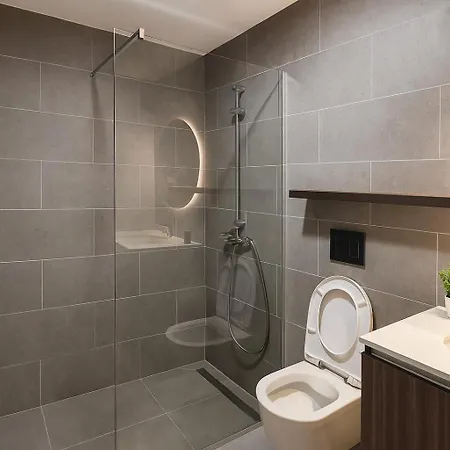 Queen's Park 4* Belgrade